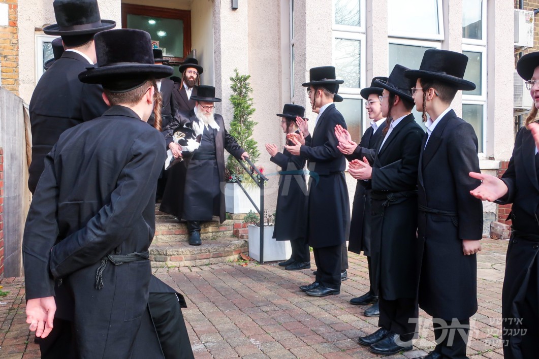 הרה"צ ר' יצחק טווערסקי בן האדמו"ר מסקווירא באזוכט אין לאנדאן