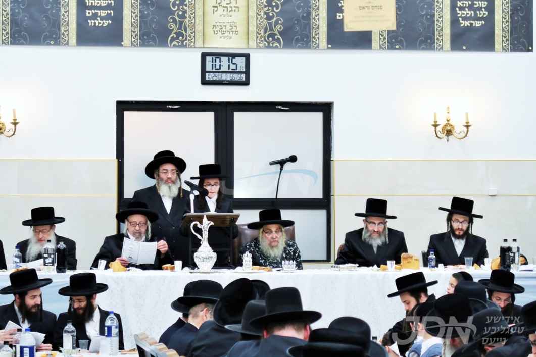 שמחת הבר מצוה פון אן אור אייניקל פון האדמו&quot;ר מסאטמאר