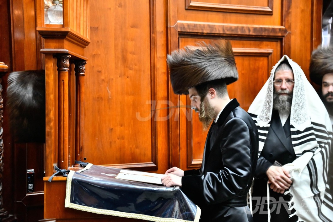 א&#039; סליחות אין חצר הקודש סאדיגורה