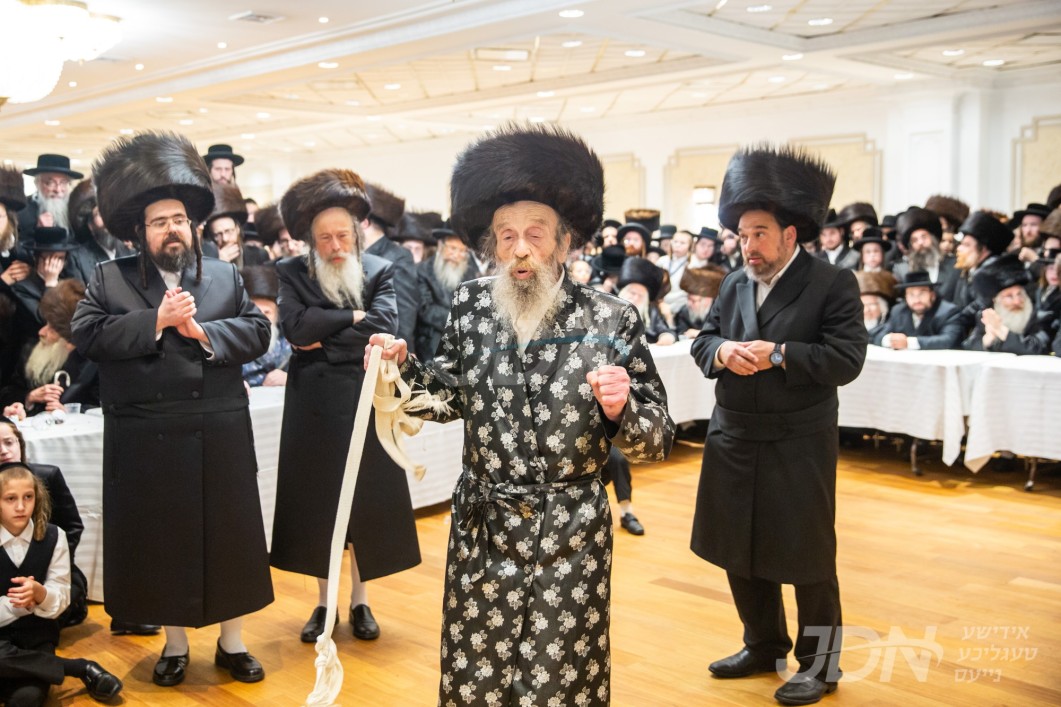 שמחת החתונה פון אן אור אייניקל פון האדמו&quot;ר מספינקא אנטווערפן אין וויליאמסבורג