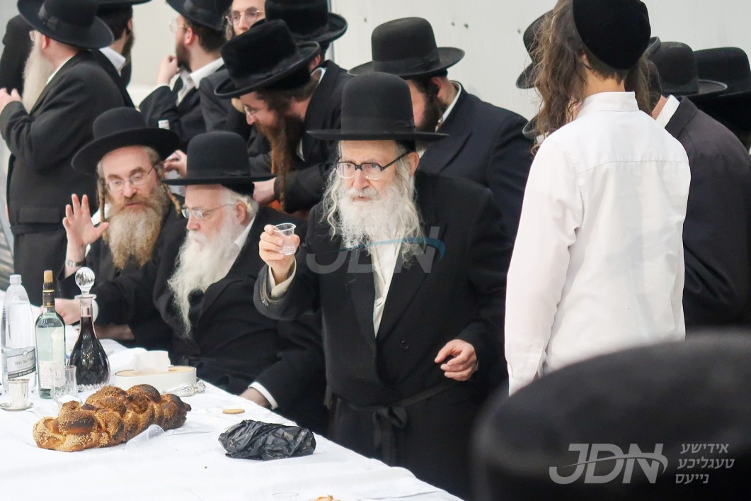 יארצייט פון הרה&quot;ק רבי מאיר מאמשינוב זי&quot;ע ביי האדמו&quot;ר מאמשינוב