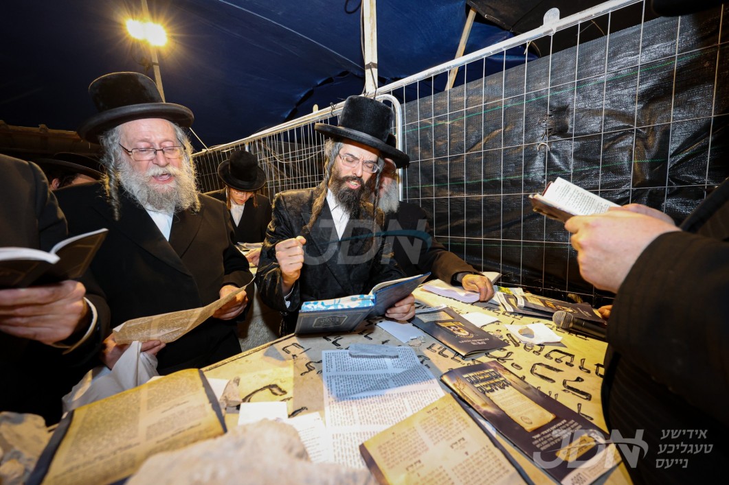 יארצייט פון הרה&quot;ק רבי שלמה&#039;קע מזוועהיל זי&quot;ע ביי האדמו&quot;ר מזוועהיל