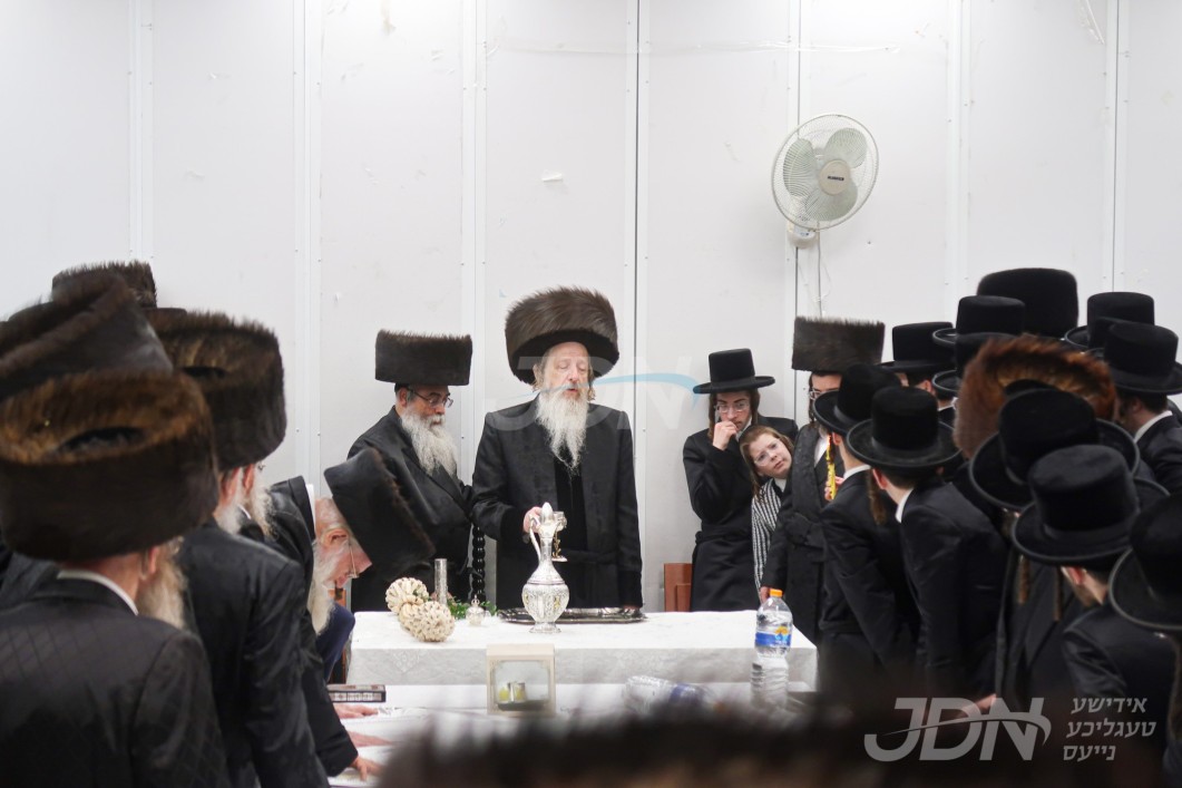 האדמו"ר מדזיקוב וויזניץ מוצש"ק אין בני ברק