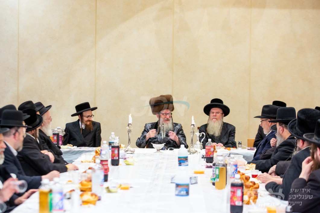 יארצייט פון הרה&quot;ק בעל עטרת צבי מזידיטשוב זי&quot;ע ביי האדמו&quot;ר מבורשטין