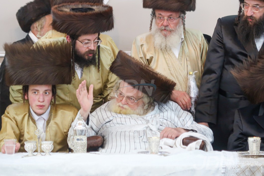 שמחת החתונה בבית תולדות אברהם יצחק - קאלוב - נעפלעמיץ - זידיטשויב בני ברק