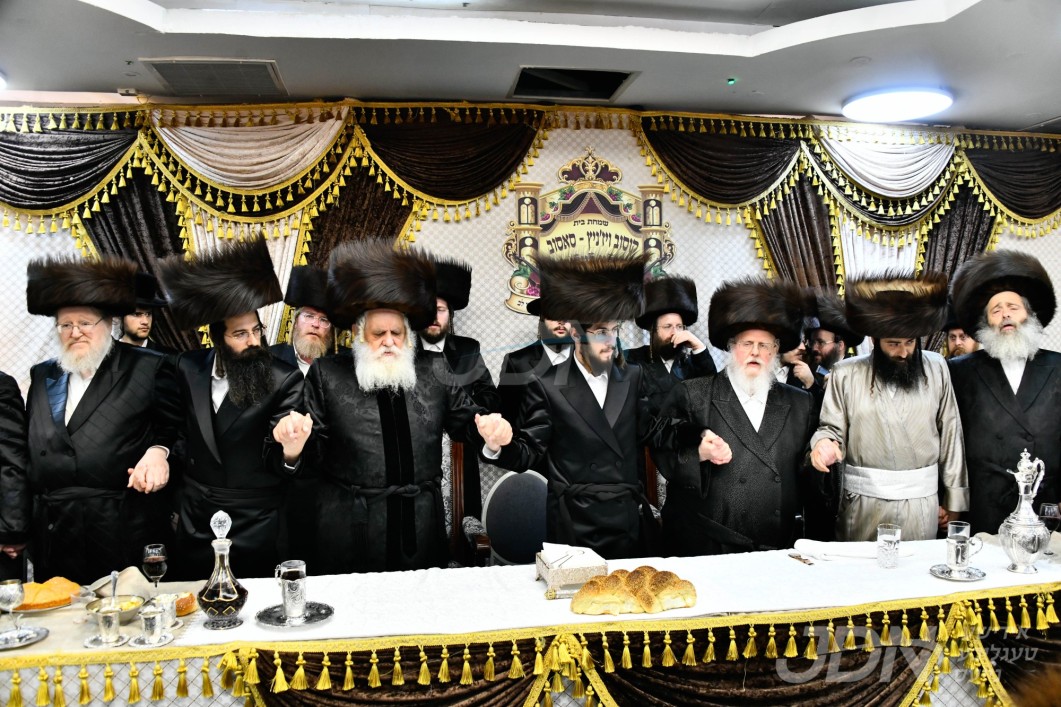 שמחת החתונה בבית קוסוב וויזניץ - סאסוב