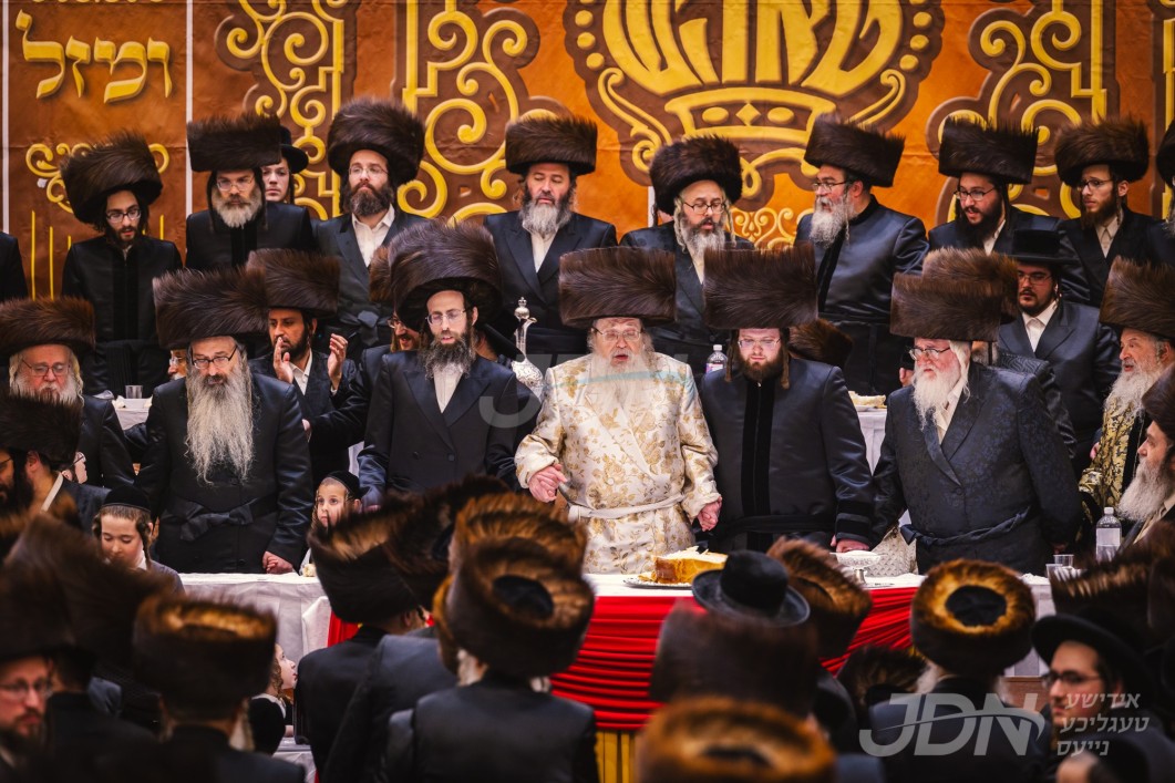 שמחת החתונה בבית טאהש - עדעלין קערעסטיר - זוטשקא קאראקאס