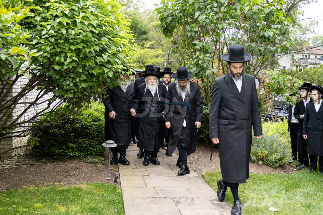 מסע הקודש פון האדמו&quot;ר מגור צו אמעריקא לטובת קרן הצלת עולם התורה גור - חלק ג&#039;