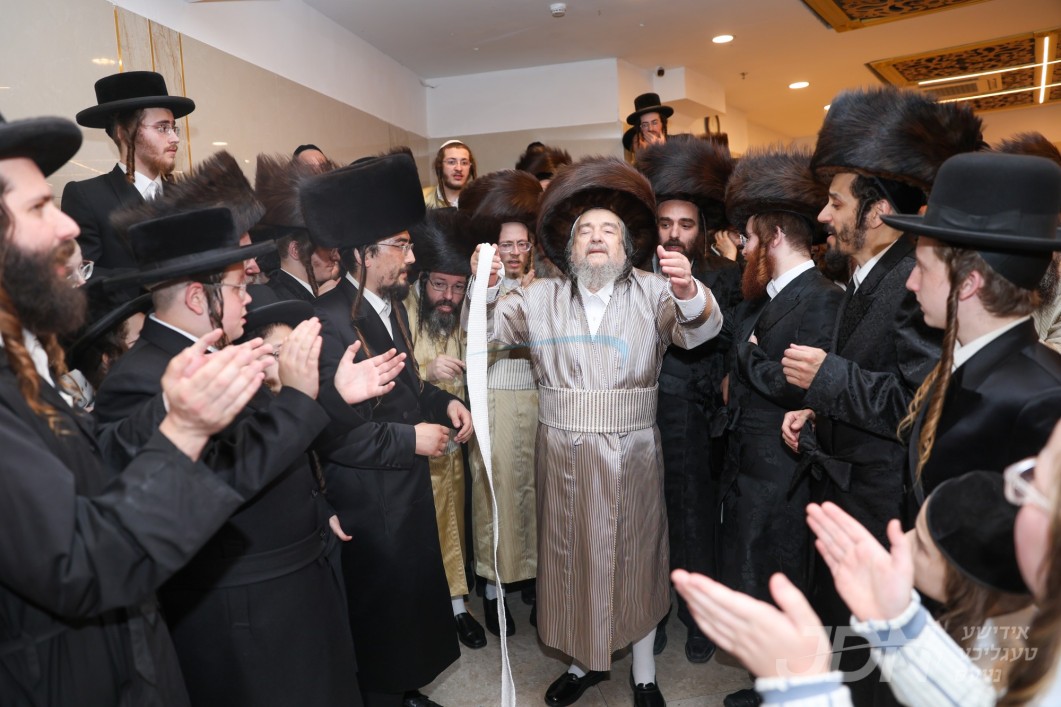 שמחת החתונה פון אן אור אייניקל פון הגה&quot;צ רבי יעקב מאיר שעכטער