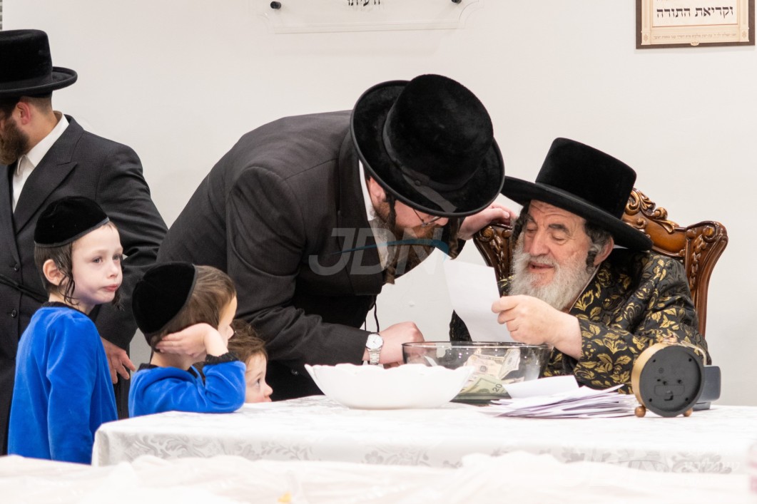 האדמו&quot;ר מוויזניץ וועט אויפנעמען די חסידים מיט קוויטלעך אין מושב אורה, לקראת די ימי הרחמים והרצון