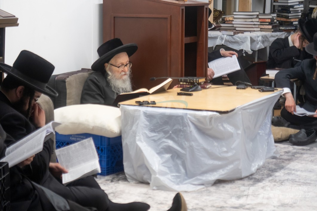 תשעה באב אין חצר הקודש סערדאהעלי