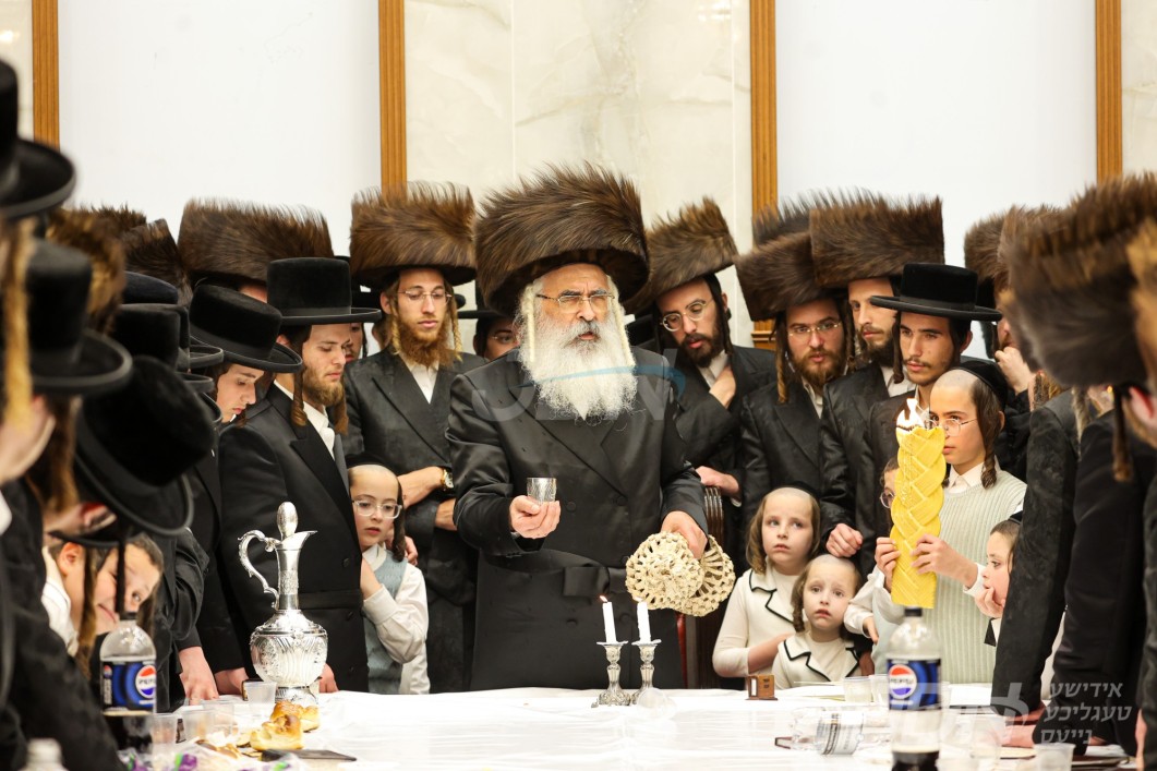 האדמו&quot;ר מדושינסקיא מוצש&quot;ק אין רמה ד&#039; בית שמש