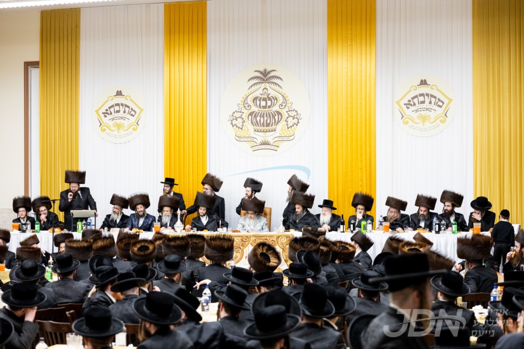 שמחת השבע ברכות בחצר הקודש סאטמאר פארגעקומען אין ישיבה מתיבתא תורה ויראה ד'סאטמאר