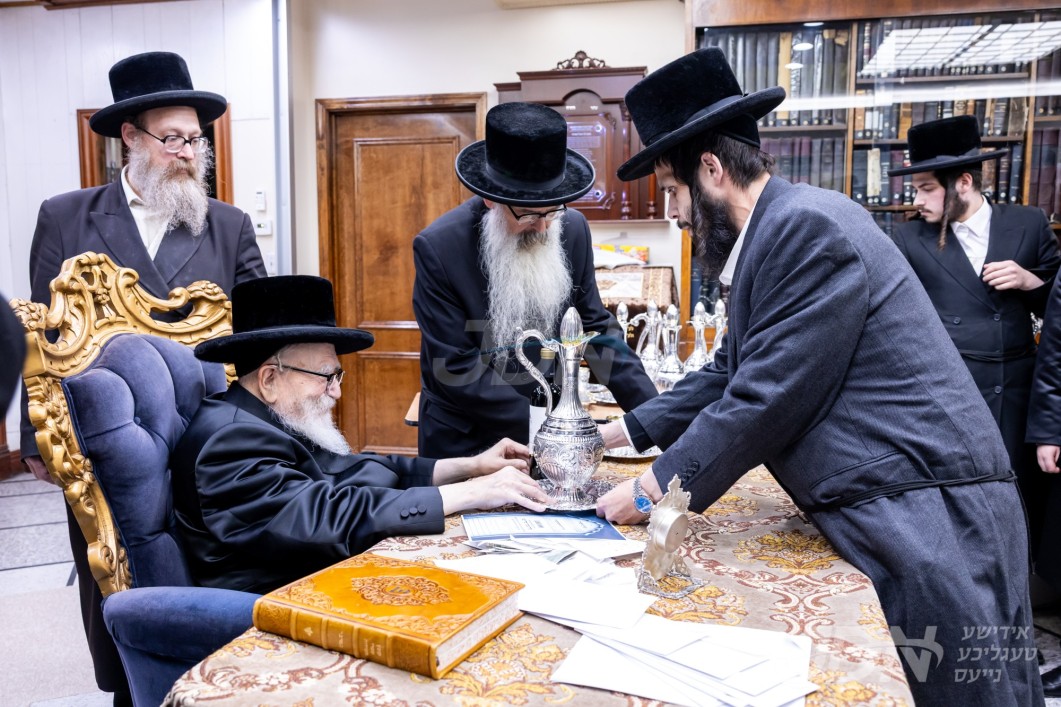 מסיבת הכרת הטוב פאר תומכי ובוני המקוה אין ביהמ&quot;ד סקווירא אין סטעטן איילענד