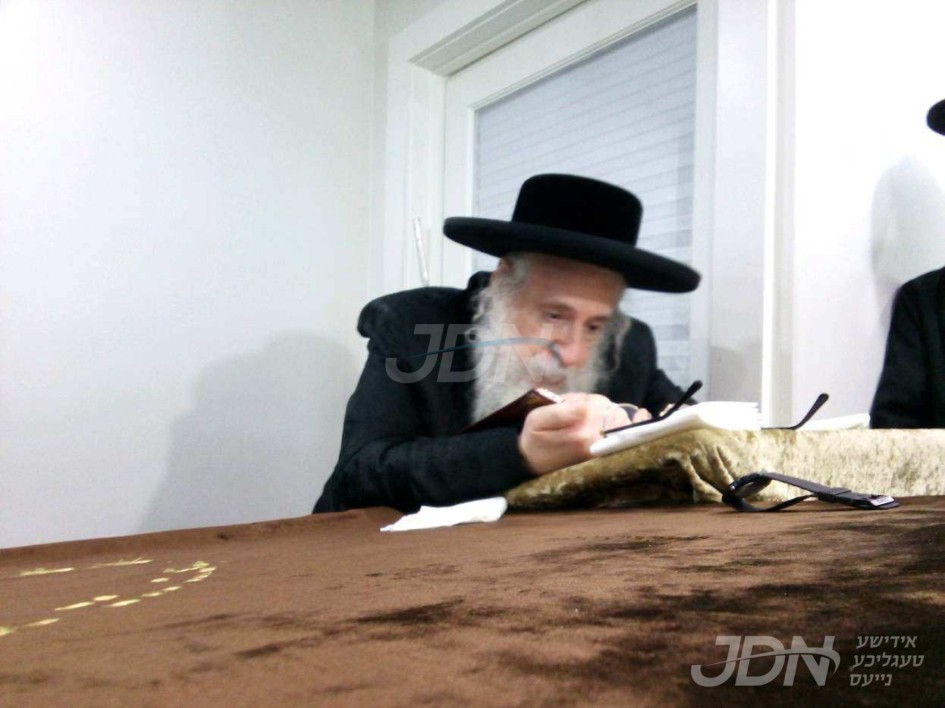 תשעה באב אין חצר הקודש צאנז קלויזענבורג