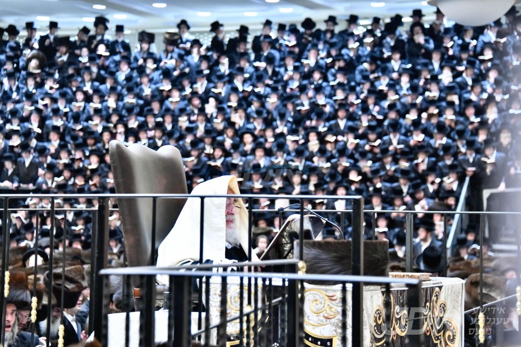 ווידעא: א&#039; סליחות אין חצר הקודש וויזניץ