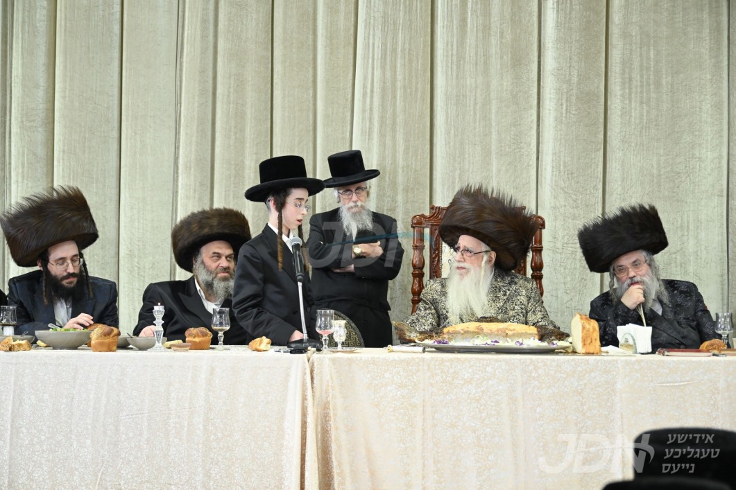 שמחת הבר מצוה פון אן אייניקל פון גאב"ד קרית הבעש"ט