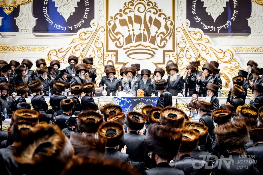 שמחת החתונה פון אן אייניקל פון האדמו"ר מבאבוב-45