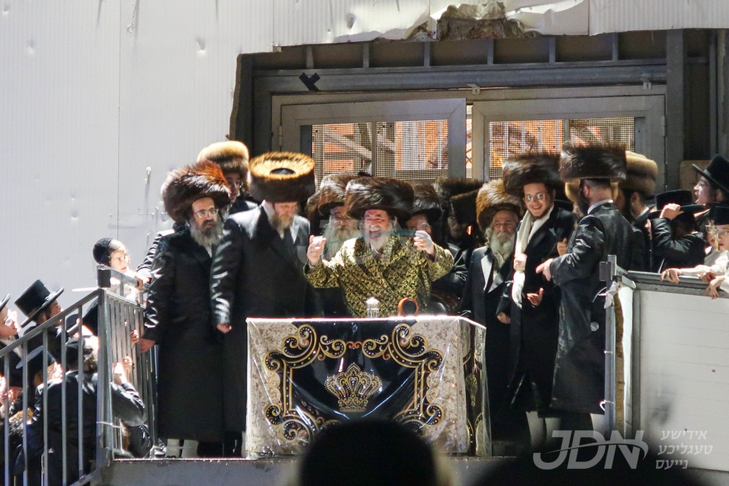 מוצאי שבת שבע ברכות פון אן אייניקל פון האדמו"ר מוויזניץ