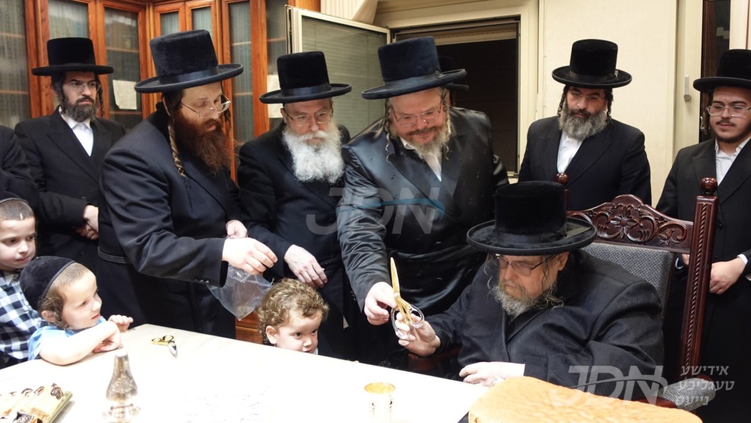 חאלאקע פון אן אור אייניקל פון האדמו"ר מבעלזא
