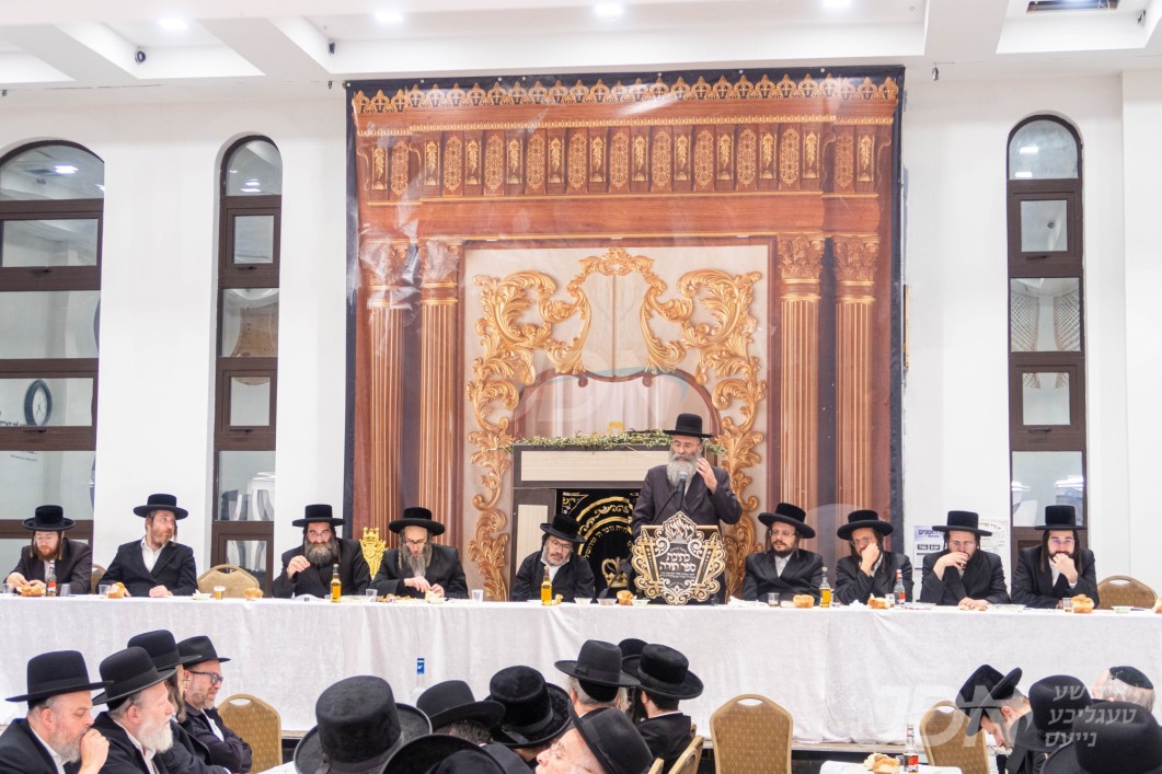 שלושים סעודה פון כ"ק אדמו"ר מדזשירקא זצ"ל