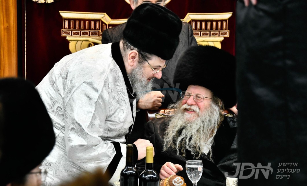 פורים אין חצר הקודש קאזמיר