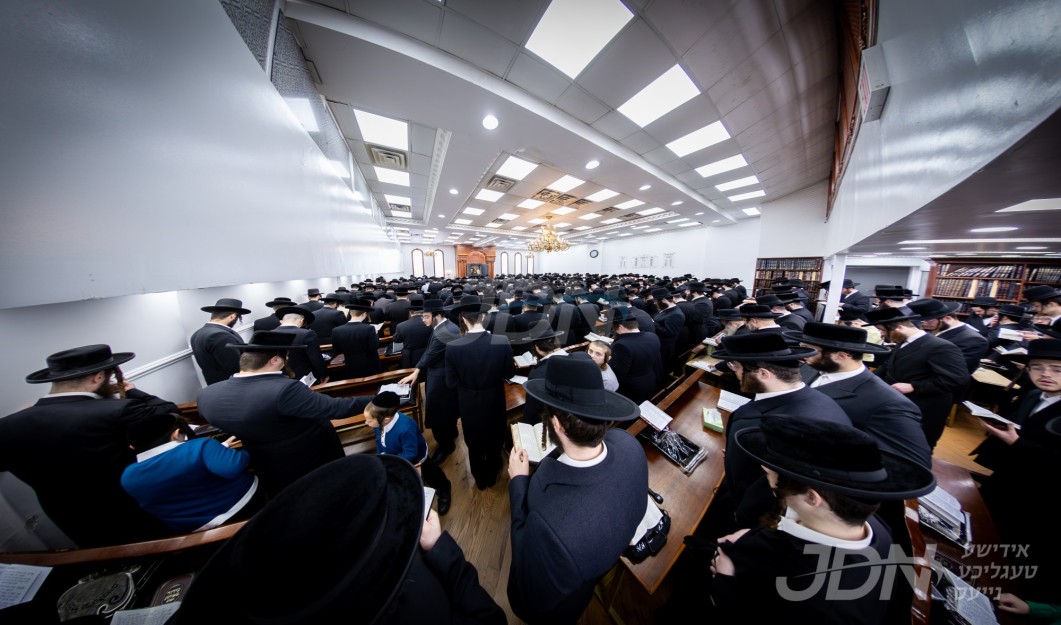א' סליחות אין חצר הקודש תולדות צבי ספינקא
