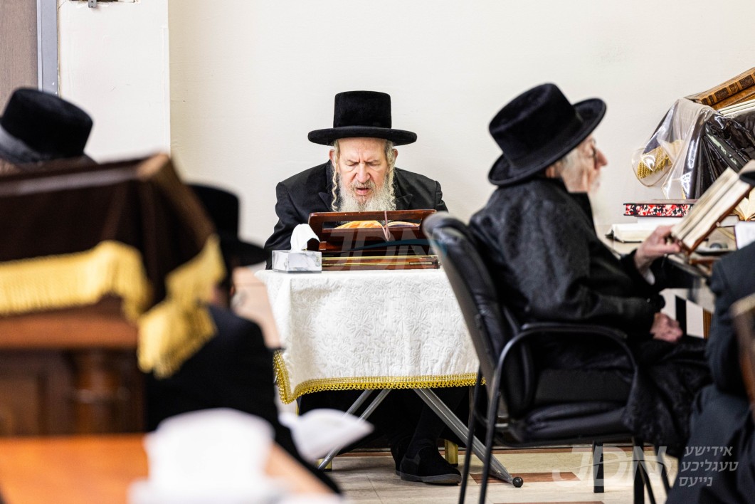 תשעה באב ביי האדמו"ר מקאסאני