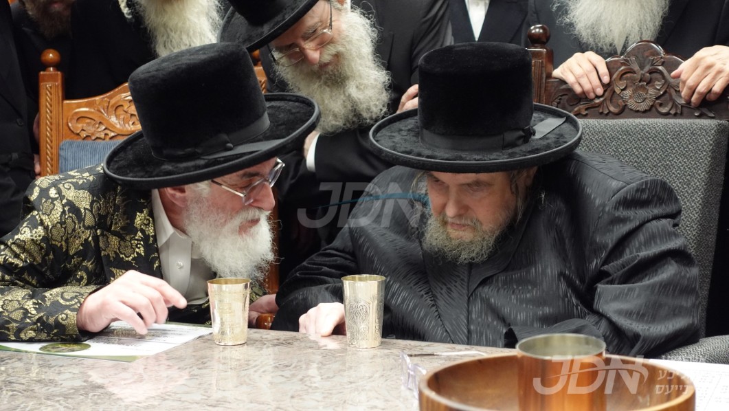האדמו"ר מוויזניץ באזוכט ביי גיסו האדמו"ר מבעלזא