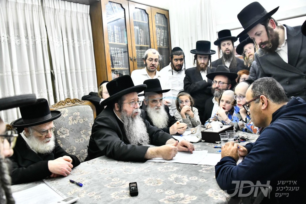 פסח אין חצר הקודש שבט הלוי