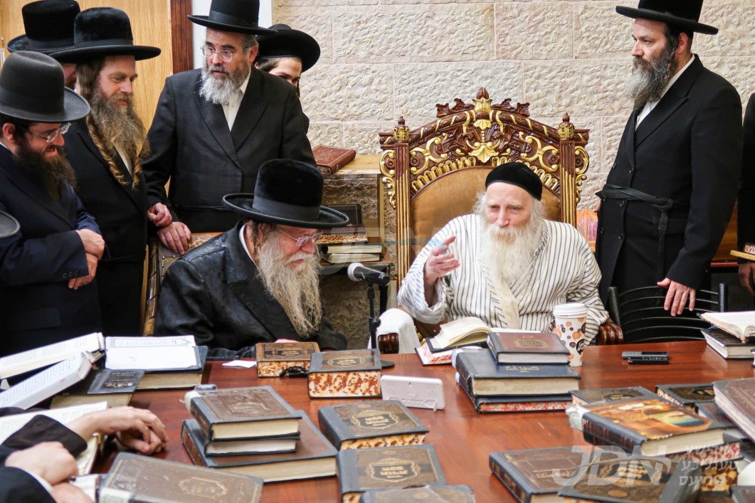 האדמו"ר מקאזמיר באזוכט ביי הגה"צ רבי יצחק מאיר מארגענשטערן