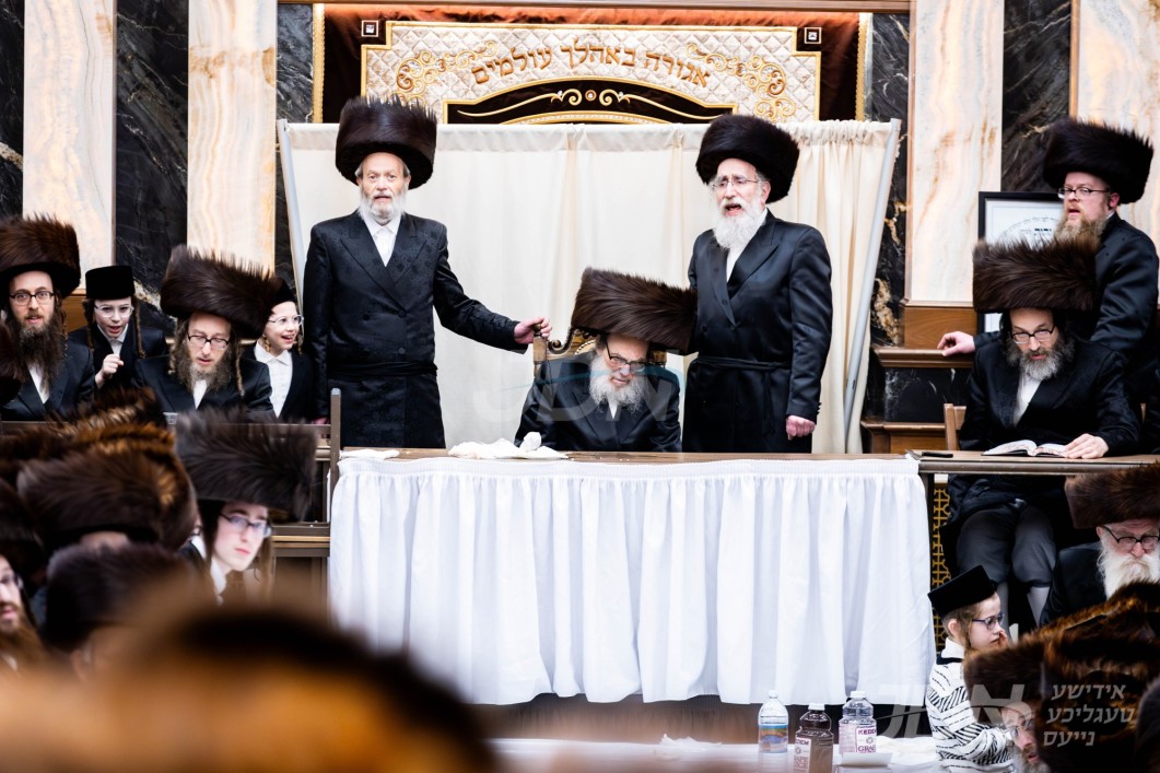 האדמו"ר מפאפא מוצש"ק אין מאנסי