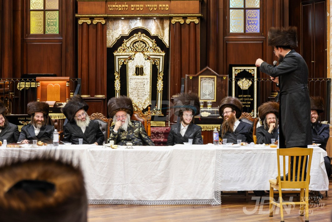 שמחת השבע ברכות פון אן אייניקל פון האדמו"ר מוויען דורך כולל וויען