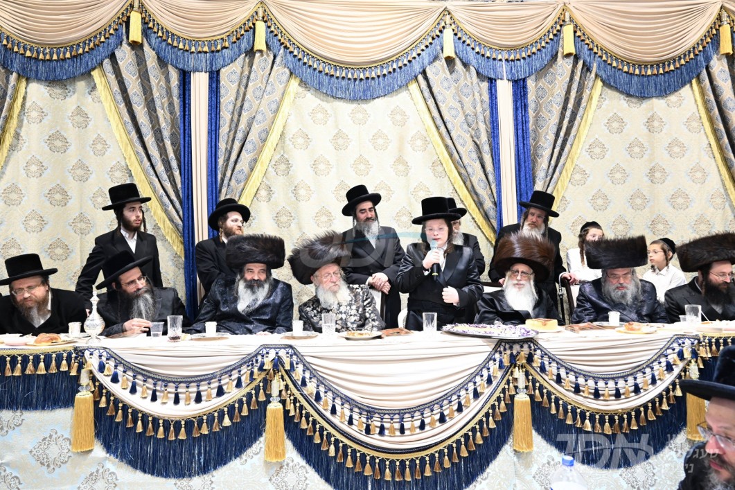 שמחת הבר מצוה פון אן אייניקל פון האדמו"ר מזוטשקא און גאב"ד קרית הבעש"ט פתח תקוה, אור איינקל פון האדמו"ר משאץ