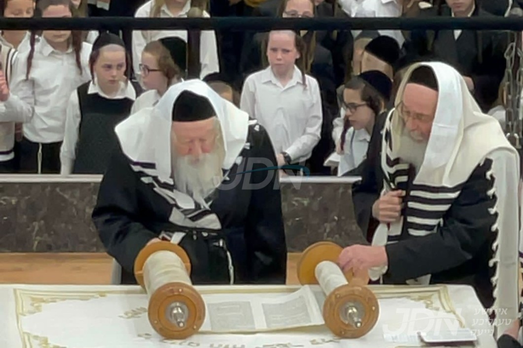שאק און טרויער בחצר הקודש גור, לעגענדארער בעל קורא און מגיד שיעור הרה"ג ר' יודל טאוב ז"ל פלוצלינג נפטר געווארן אין ביהמ"ד הגדול גור