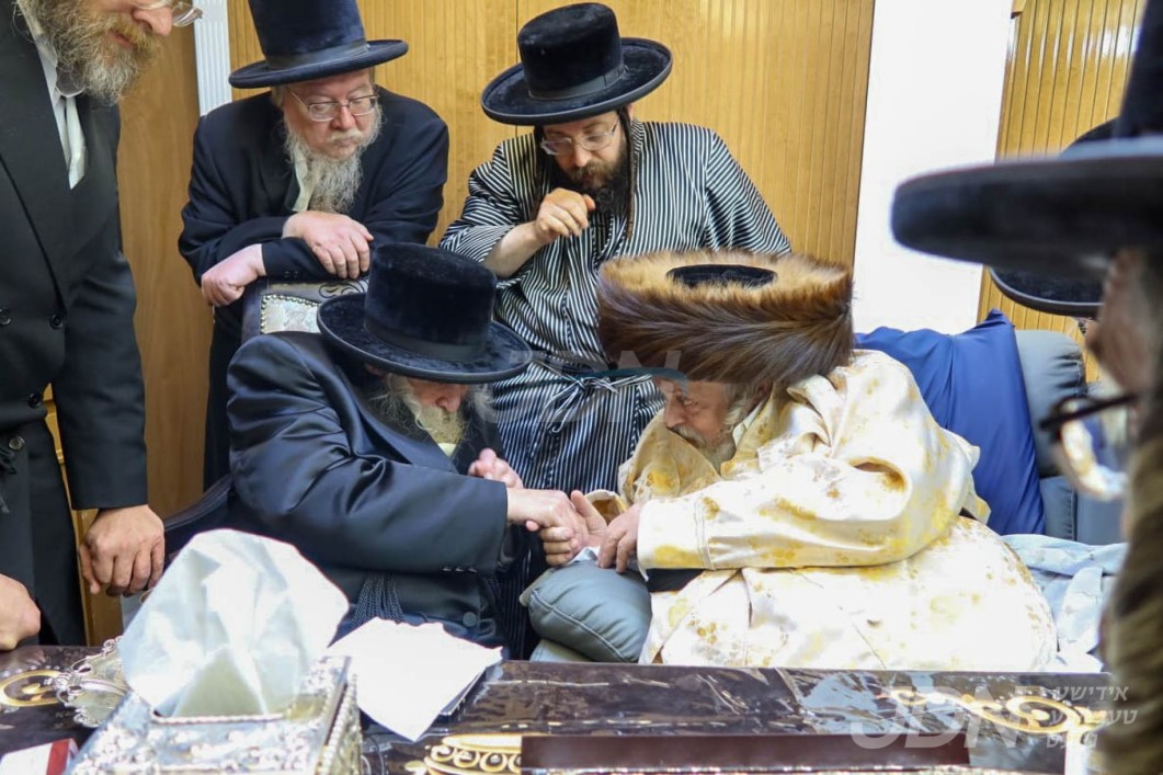 האדמו"ר מטשערנאביל באזוכט ביי האדמו"ר מתולדות אברהם יצחק