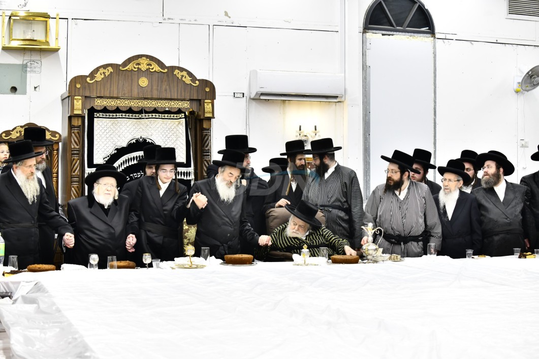 שמחת התנאים בבית תולדות אברהם יצחק - קרעטשניף - לעלוב