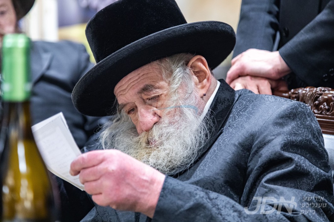 האדמו"ר מטשערנאביל וועט ארויספארן קיין מאלדאווע צו מחדש זיין דעם ציון הק' פון זקינו הרה"ק רבי יחיאל מקרילאוויץ זי"ע