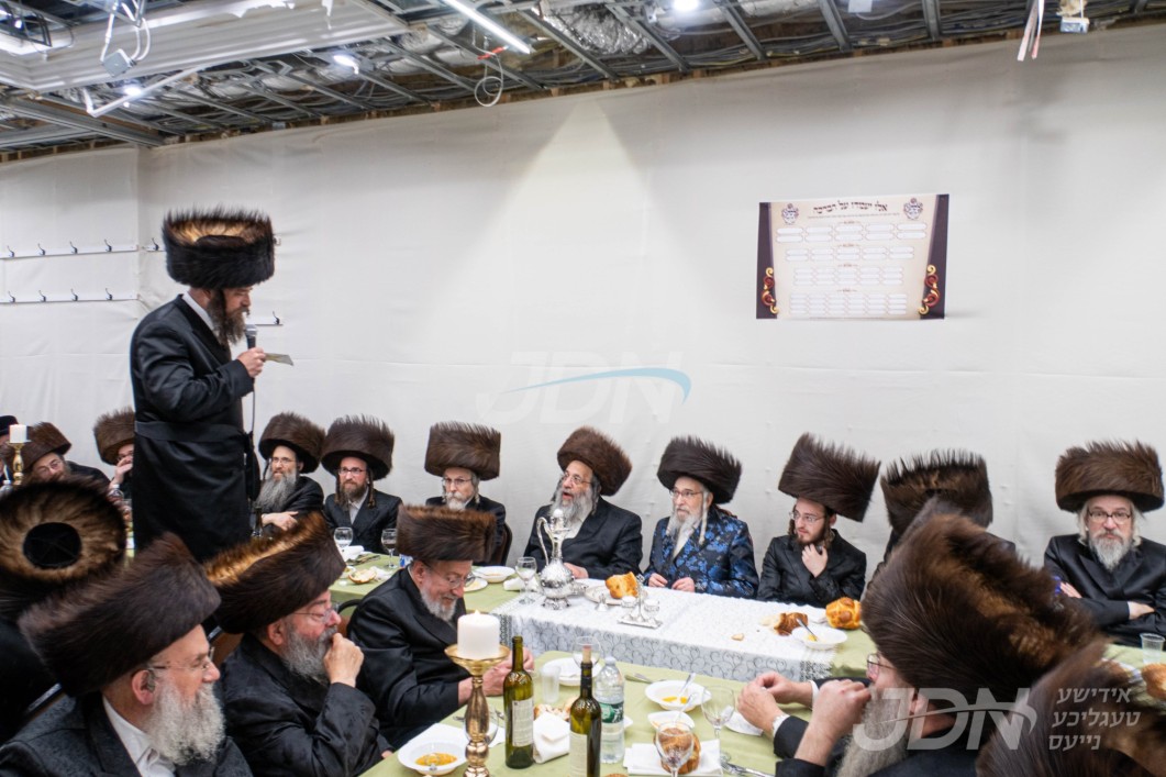 שמחת השבע ברכות פון אן אייניקל פון האדמו"ר מקאסאן אין בארא פארק