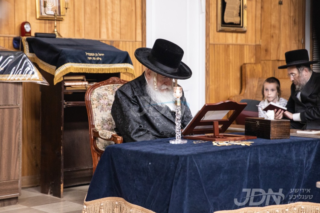תשעה באב ביי האדמו"ר מבאבוב