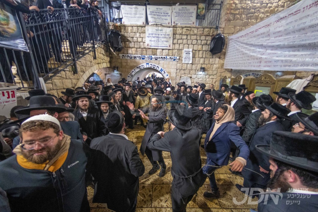 ל"ג בעומר אין אתרא קדישא מירון