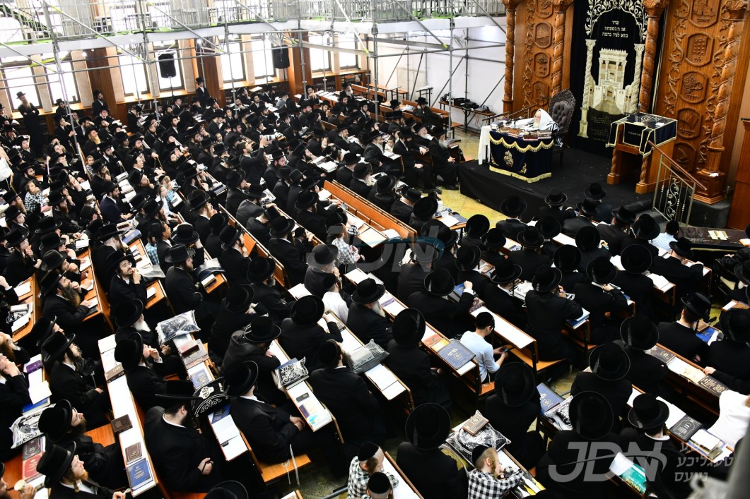 א' סליחות אין חצר הקודש צאנז קלויזענבורג, אין ירושלים