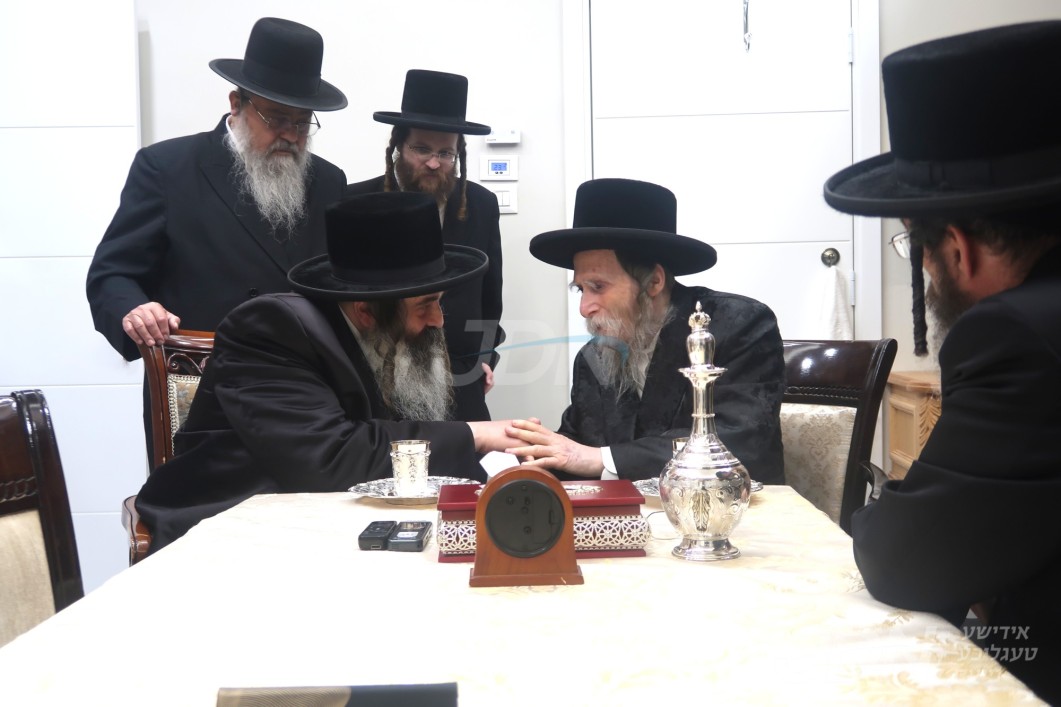 האדמו"ר מזוטשקא באזוכט ביי האדמו"ר מערלוי