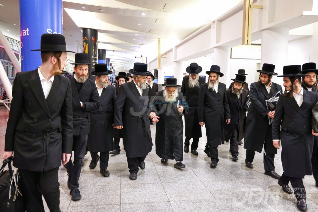 גאב"ד מאקאווא ביים אנקומען קיין ניו יארק צו באשיינען די גרויסע כולל שומרי החומות דינער דעם פסח שני אין וויליאמסבורג