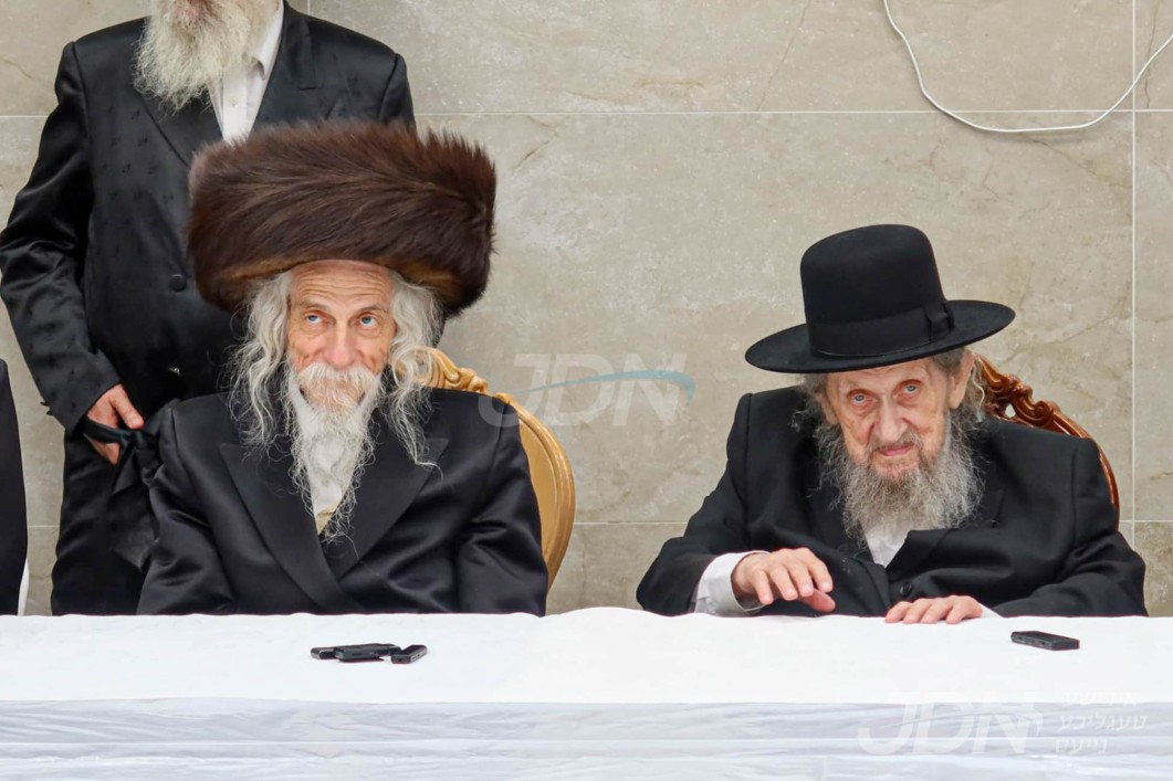 שמחת השבע ברכות פון אן אייניקל פון האדמו"ר מסטריקוב
