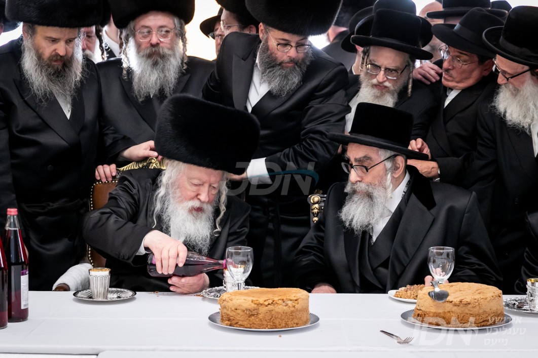 האדמו"ר מוויזניץ פון מאנסי טעלעפאנירט צו האדמו"ר מגור נאכפאלגענדיג די שרעקליכע מיסיל אטאקע אין ערד