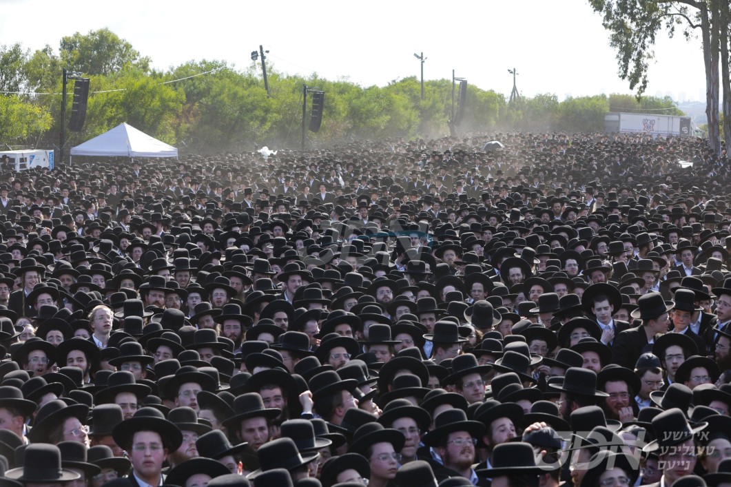 האדמו"ר מגור וועט ווידער ארויסגיין בראש קהל אלפי חסידיו צו מוחה זיין ביים מיליטערישע טורמע