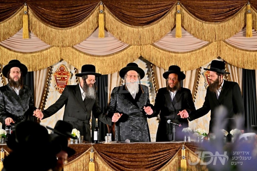 סיום מסכת ראש השנה אין חבורת עמוד הקהילה דחסידי מאדזיץ
