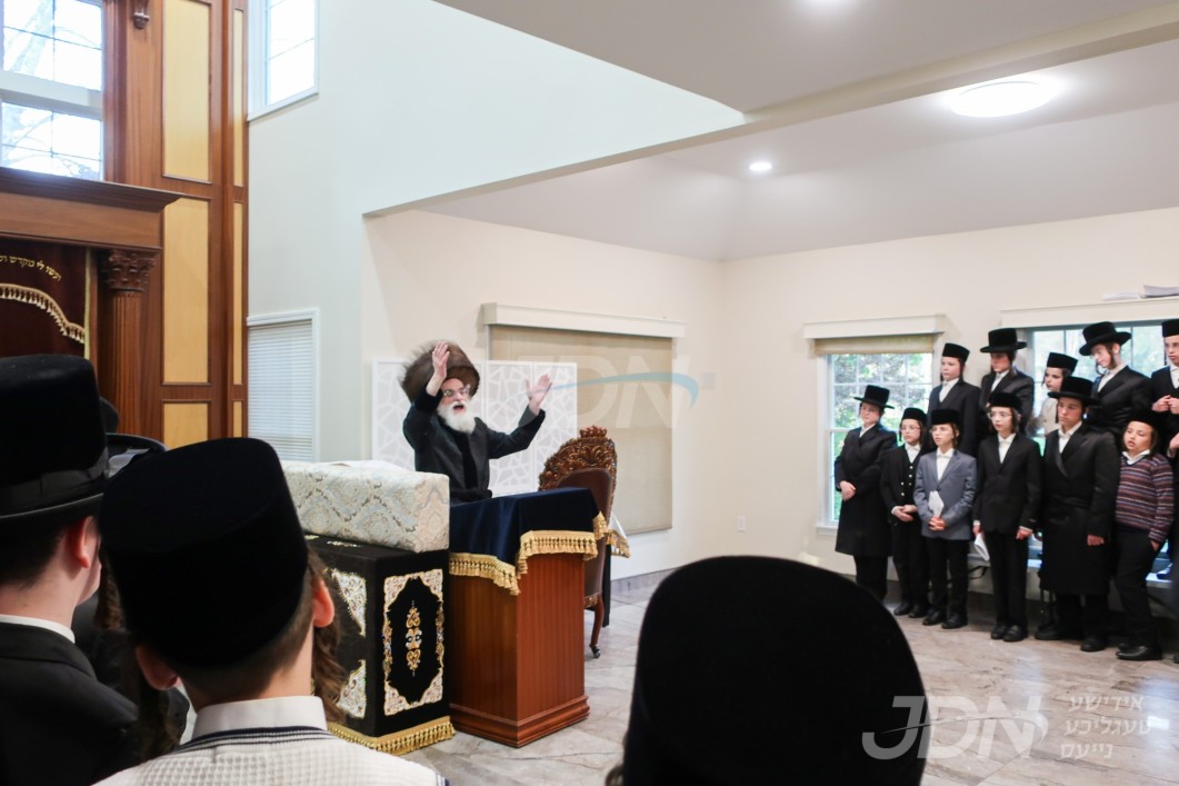 שבת עם סגולה פון האדמו"ר מוויזניץ מיט די ילדי הקהילה פון ניו יארק