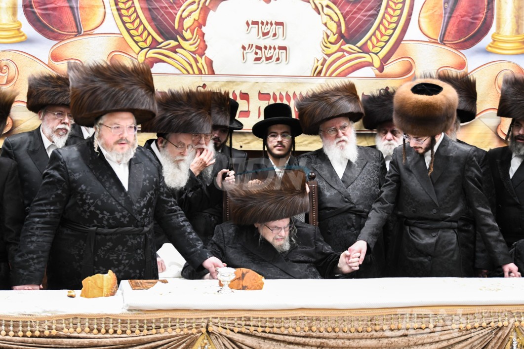 שמחת הווארט און תנאים פון אן אייניקל פון האדמו"ר מבעלזא